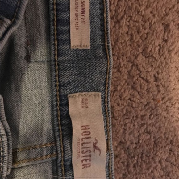 Hollister Jeans - Picture 2 of 3